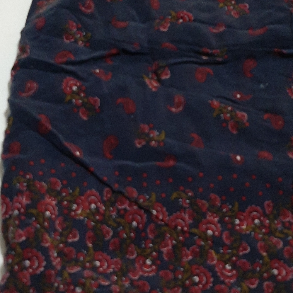Skirt - Picture 3 of 3